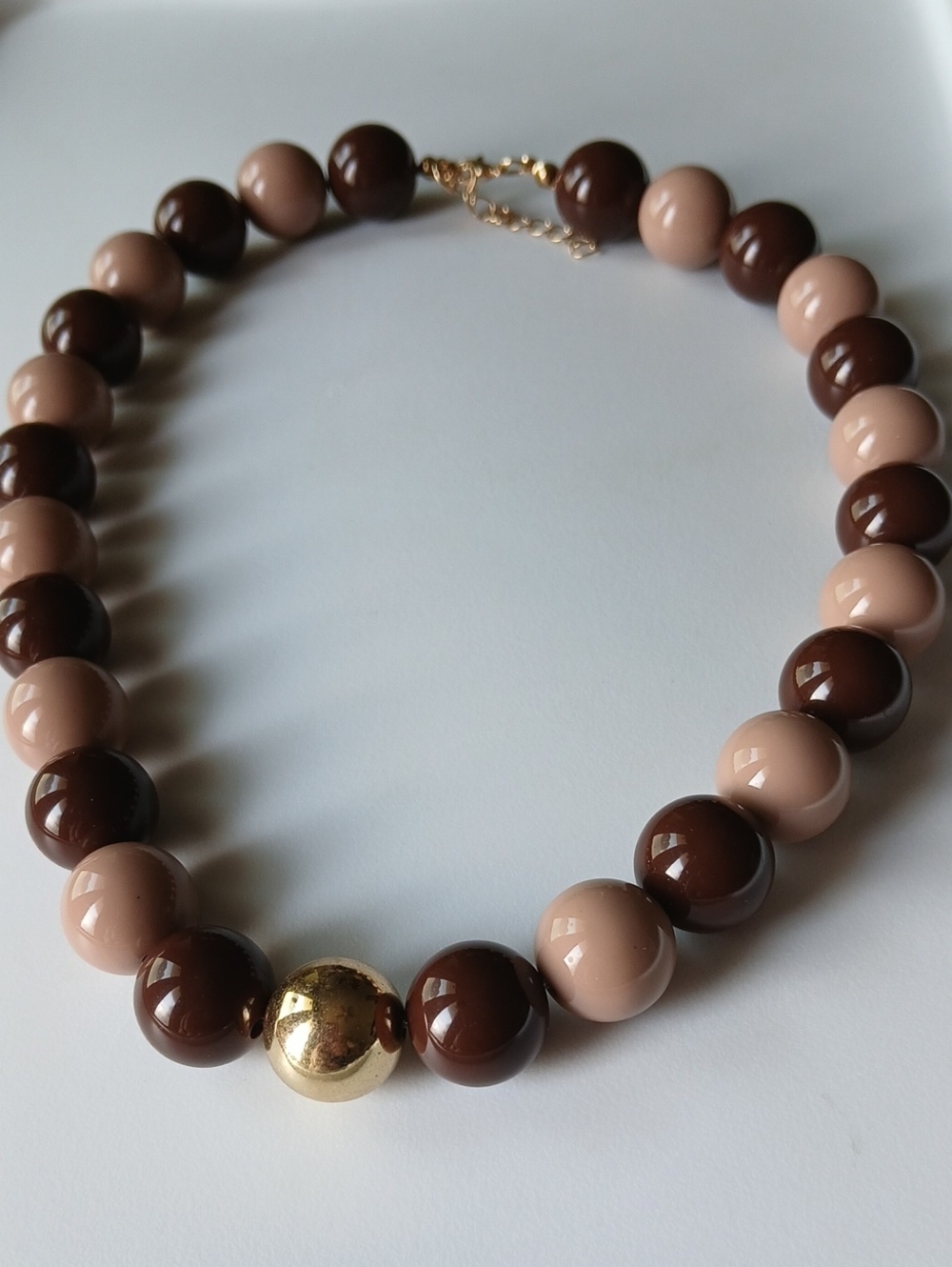 Fashion Jewelry Brown and Beige Beaded Necklace with Gold Accent